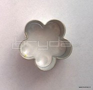 Cutters / 113 / Flower