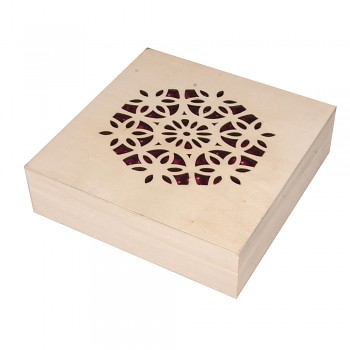 Holz-Box gelasert / 14,5x14,5x4cm