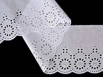 Embroidery lace 176mm / white